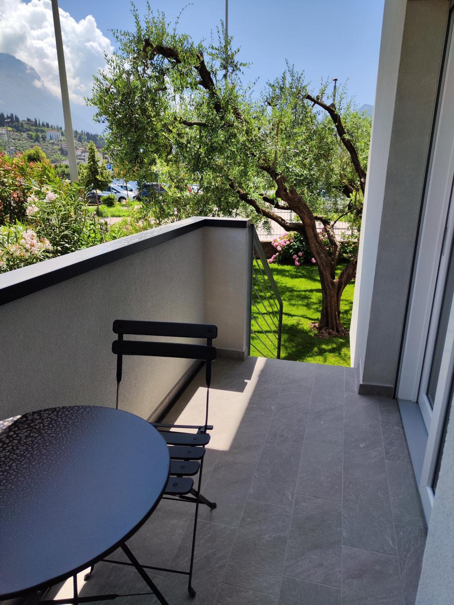 Oasi Degli Ulivi Daire Riva del Garda Dış mekan fotoğraf